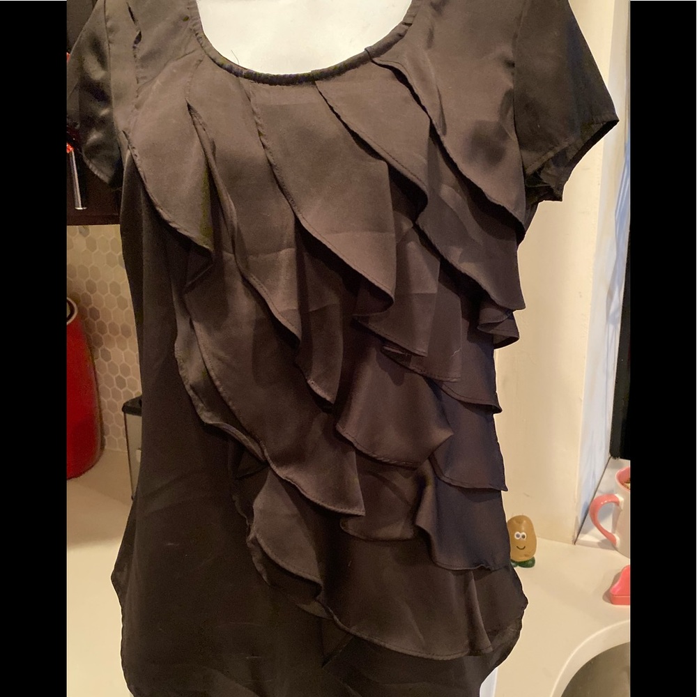 Black, ruffled top